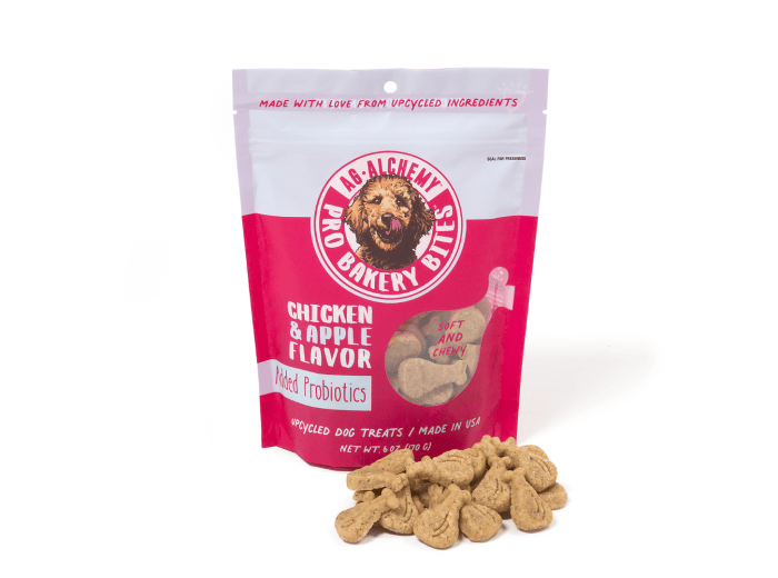 Pro Bakery Bites Soft & Chewy - Chicken & Apple 6oz