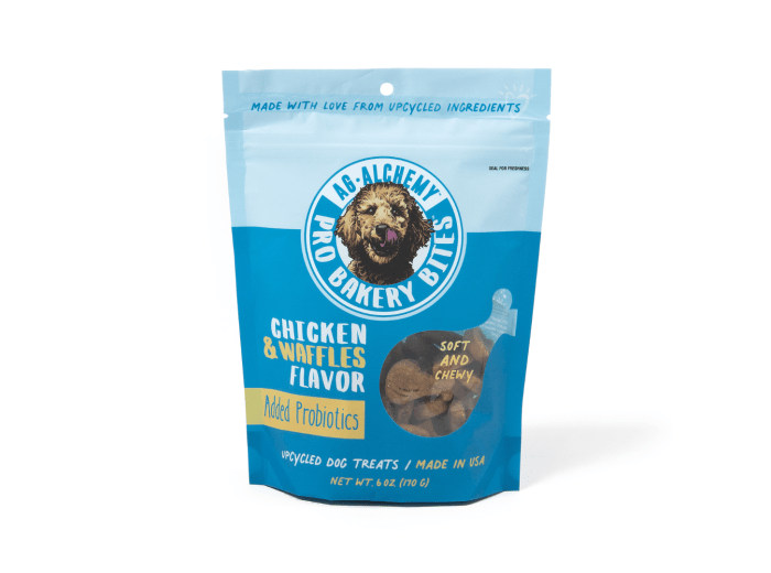 Pro Bakery Bites Soft & Chewy - Chicken & Waffles 6oz