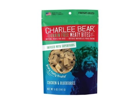 Charlee Bear Dog Meaty Bites Chicken & Blueberry 5oz.