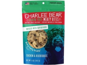 Charlee Bear Dog Meaty Bites Chicken & Blueberry 5oz.