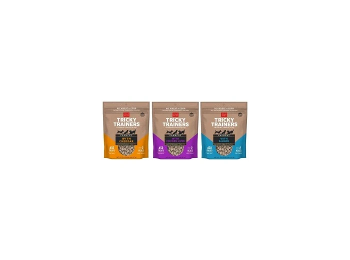 Cloud Star Tricky Trainers Crunchy Treats Cheddar