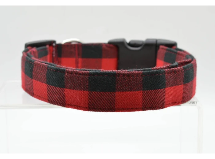 Red & Black Buffalo Plaid Collar Medium